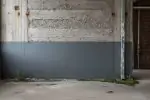 Mur soubassement : structurel vs décoratif, matériaux et prix