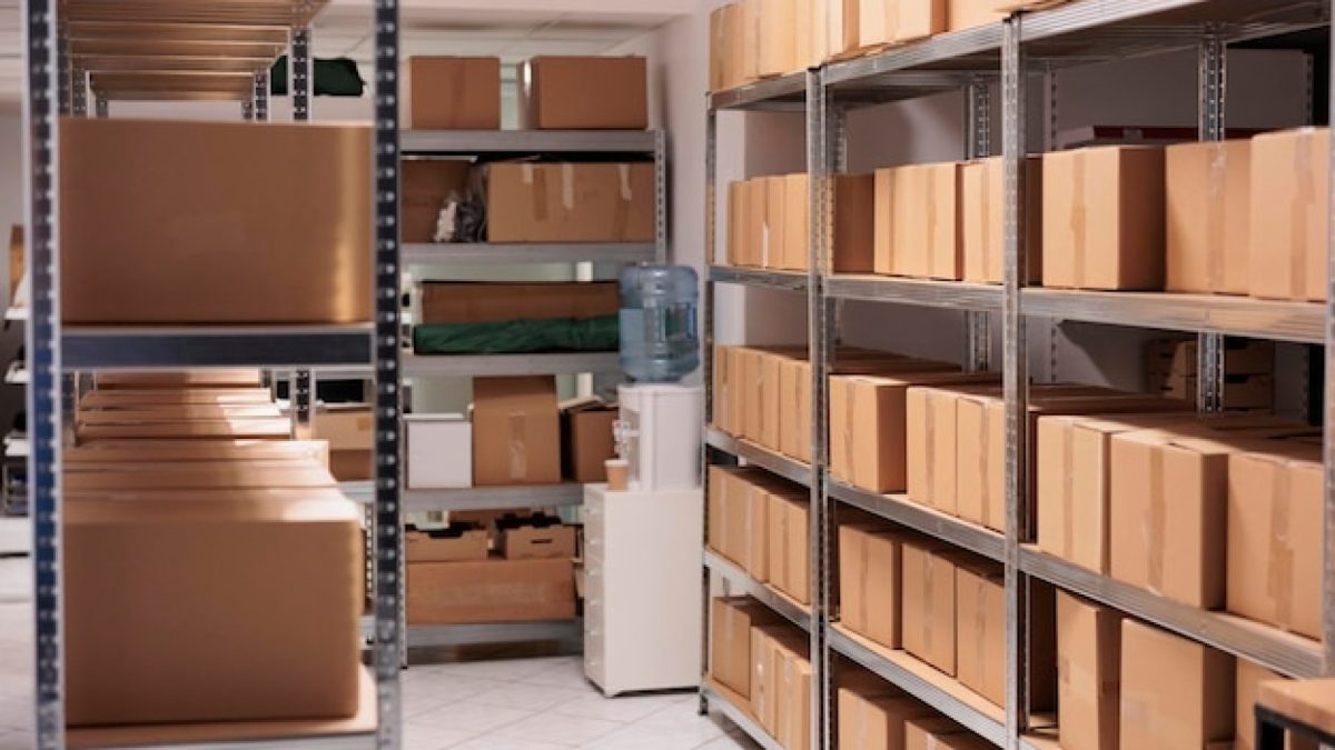 Déménagement : pourquoi utiliser un box de stockage en attendant ?